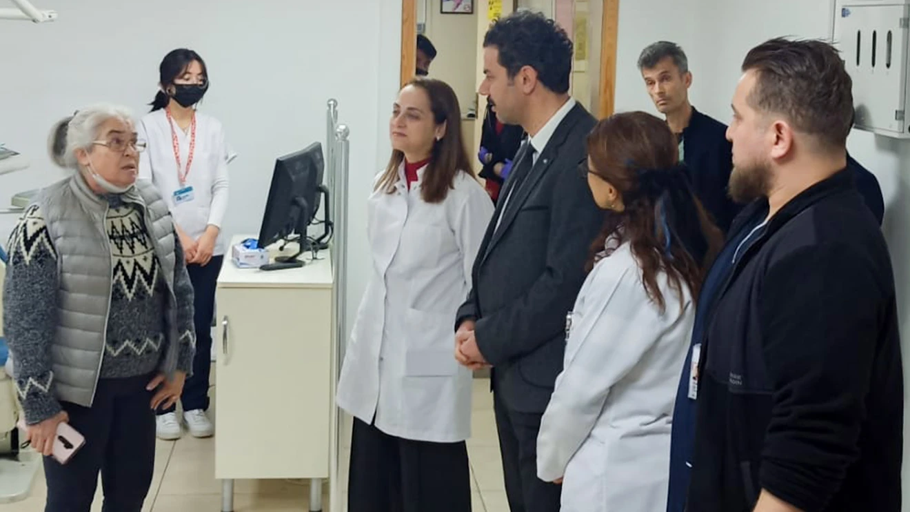 Rektör Yılmaz, Diş Hekimliği Fakültesini ziyaret etti